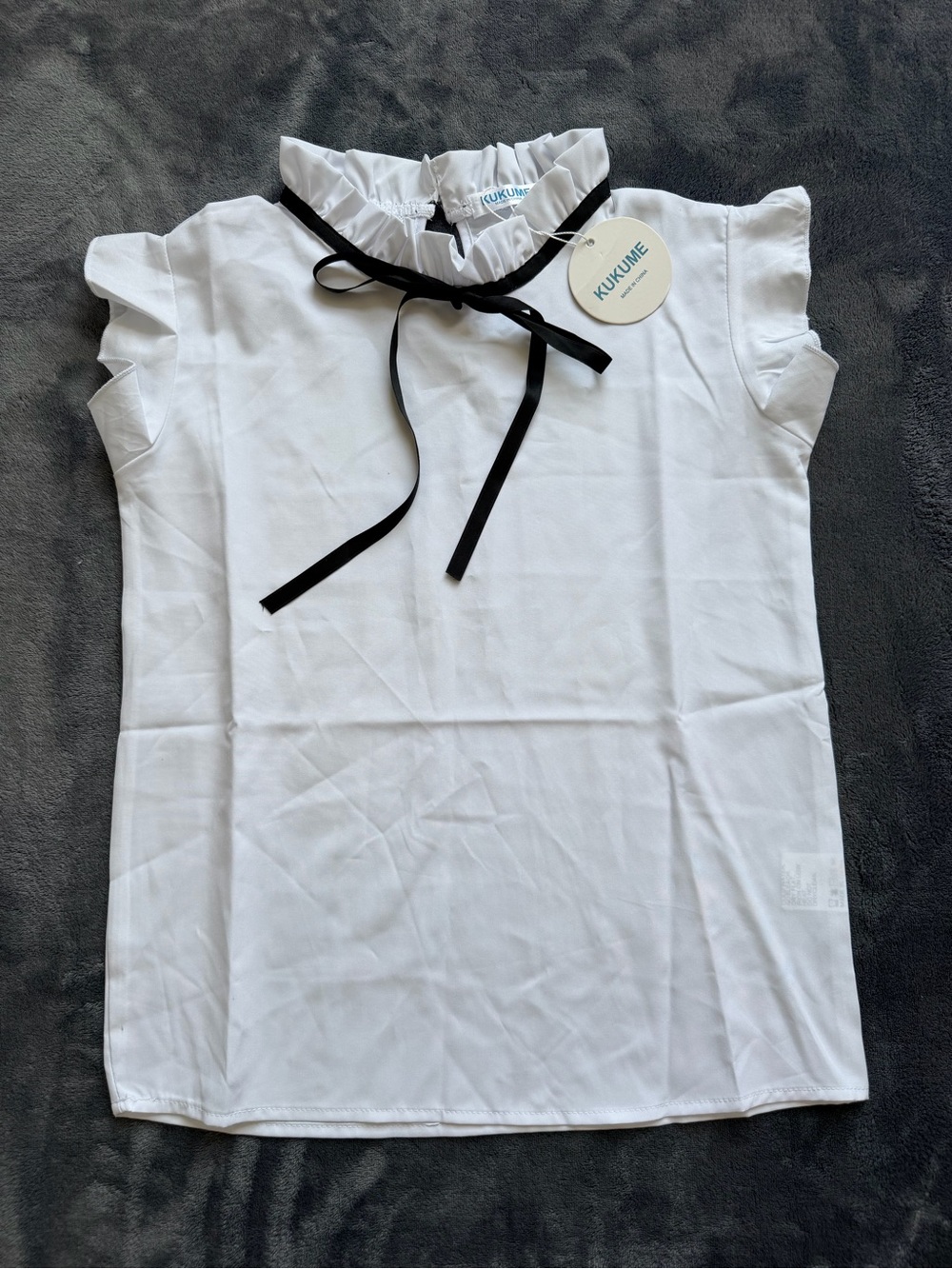 KUKUME Girls Size 150 US 10-12 White Ruffle Blouse Black Bow NWT